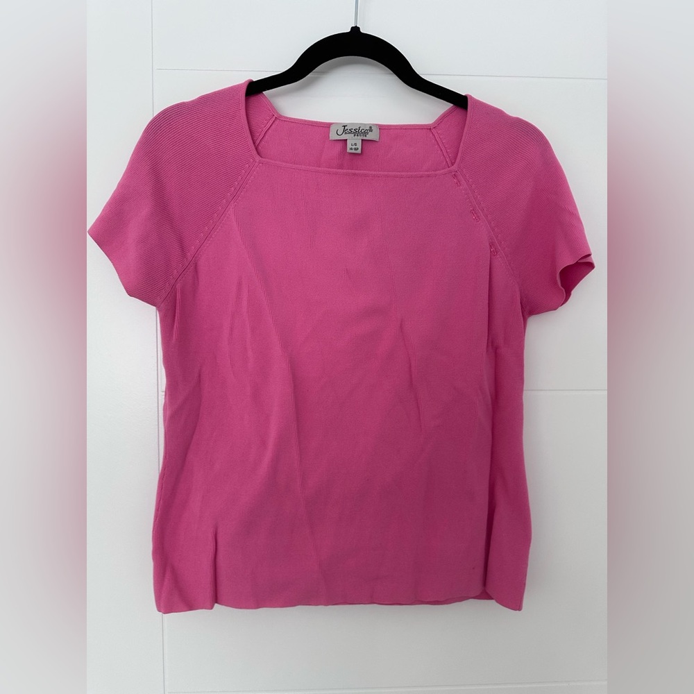 Vintage Jessica Petite Short Sleeve Knit Top ✨